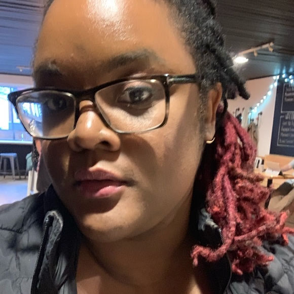 Meet your Posher, Tamara - Picture 5 of 5